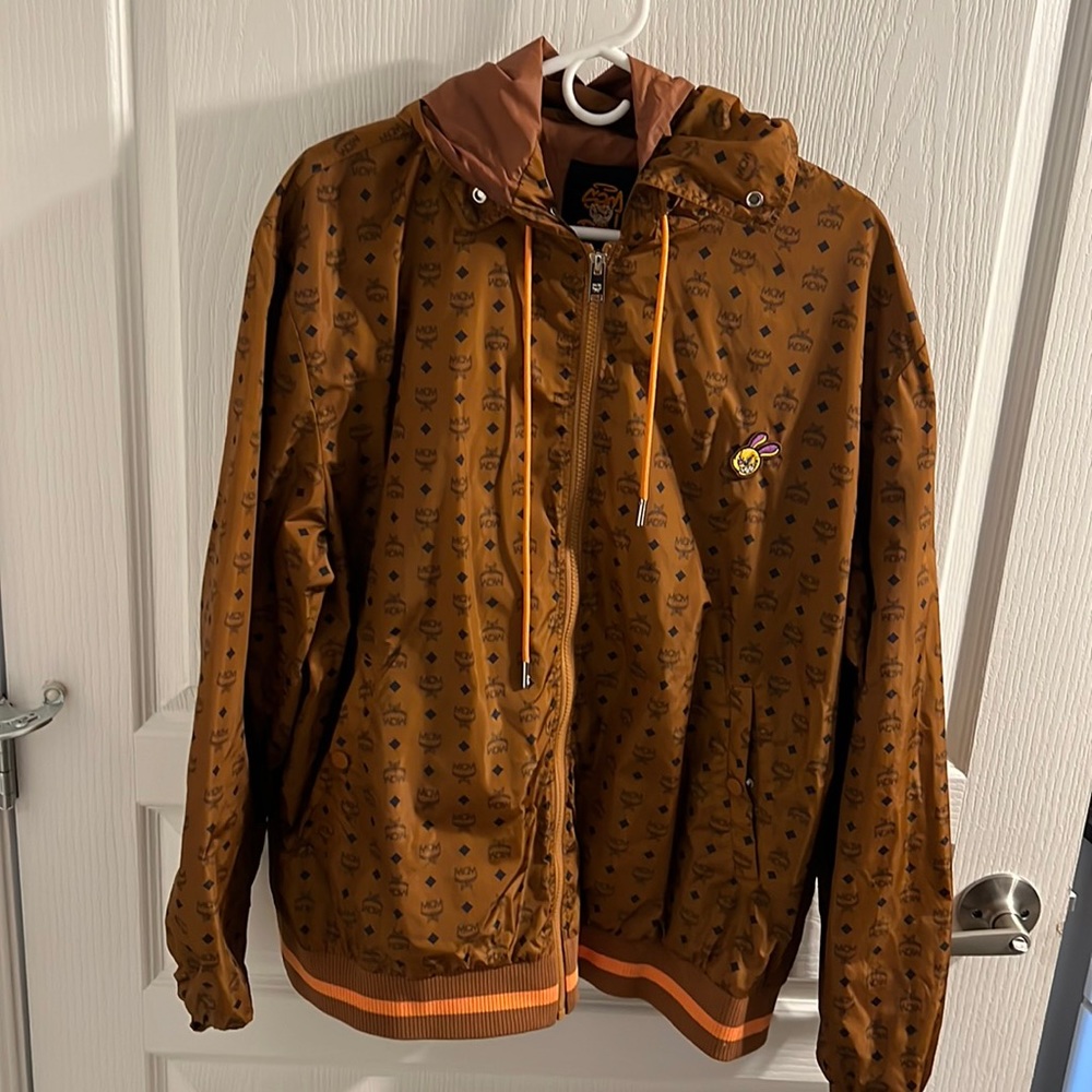 Mcm jacket mens size large worn about Twice … selling because I lost the bag ..